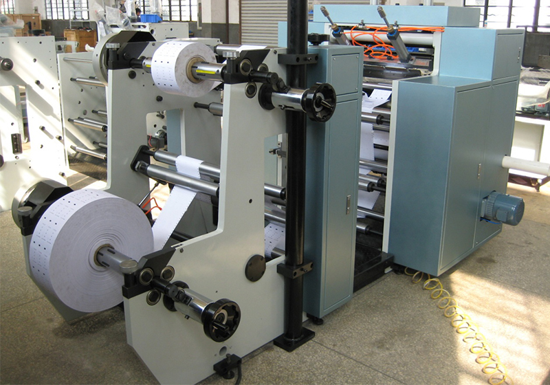 Полуавтоматическая поверхностная перемотка GPPE Label Stock-2PLY
